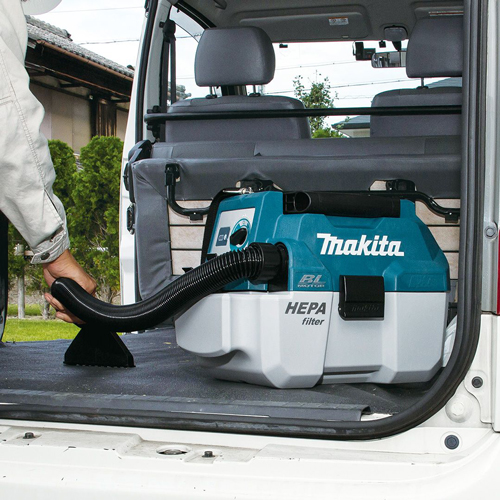 Makita DVC750L porszívó