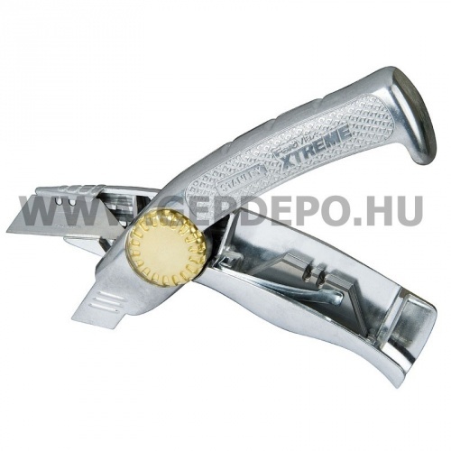 Stanley FatMax Xtreme visszatolható pengés kés
