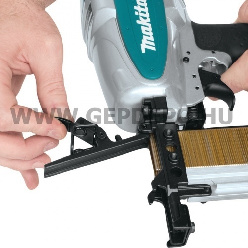 Makita AT1150A Levegős kapcsozó