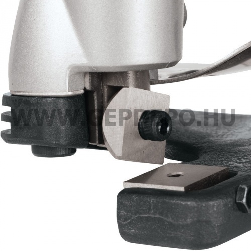 Makita JS3201J lemezvágó MAKPAC kofferben