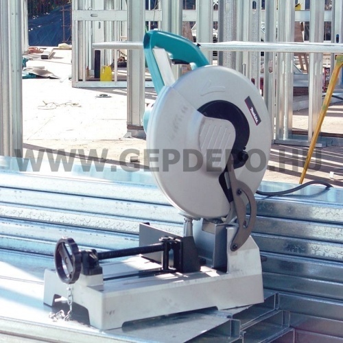 Makita LC1230 fémdaraboló fűrész