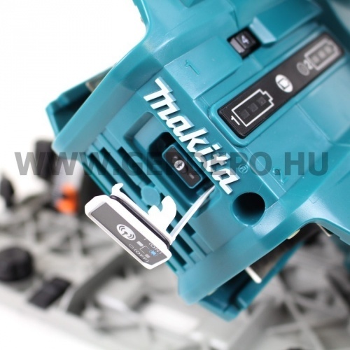 Makita DSP601ZU akkus merülő körfűrész géptest AWS technológiával