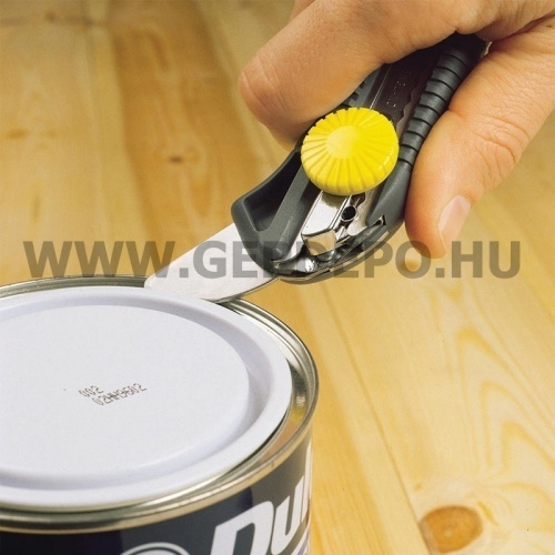 Stanley összecsukható, tördelhető pengés kés 18mm
