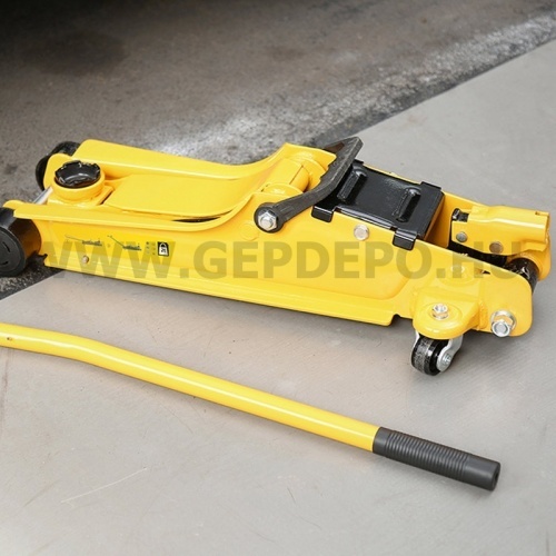 Stanley hidraulikus emelő 2 t