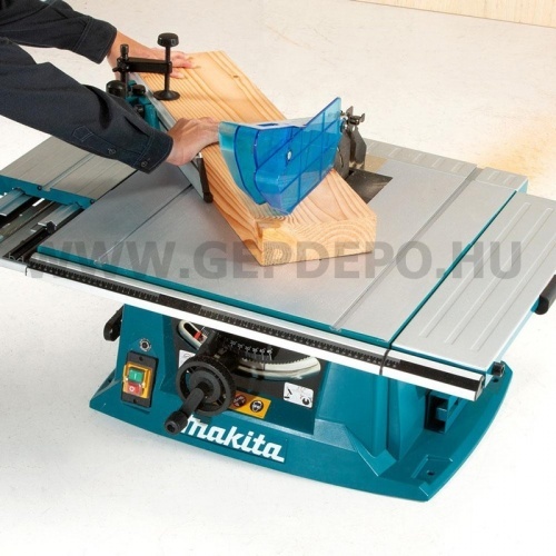 Makita MLT100 asztali körfűrész