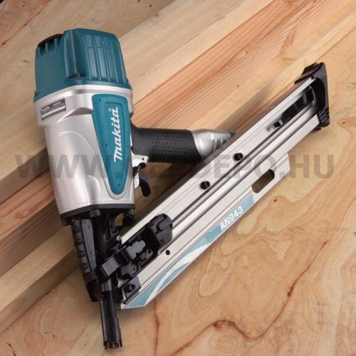 Makita AN943K levegős szegbelövő