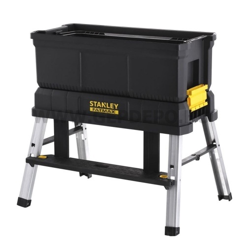 Stanley FatMax szerszámosláda fellépővel 25"