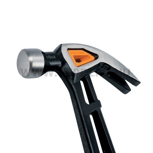 Fiskars IsoCore™ kalapács, M, görbített