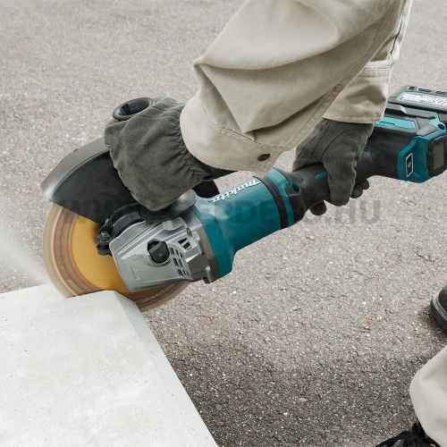 Makita GA038GZ akkus sarokcsiszoló géptest 40V max XGT BL