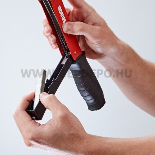 Novus J-033 tűzőkalapács