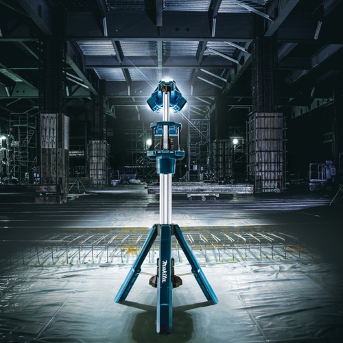 Makita DML814 Li-ion akkus LED munkaterület megvilágító lámpa 3000 lumen 14,4/18V LXT XPT