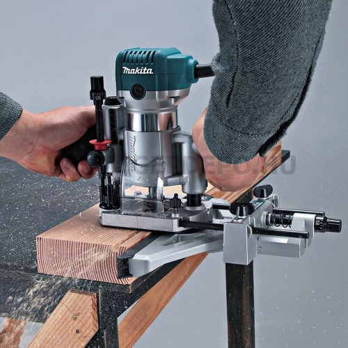 Makita RT0702CX2J élmaró, felsőmaró MAKPAC kofferben