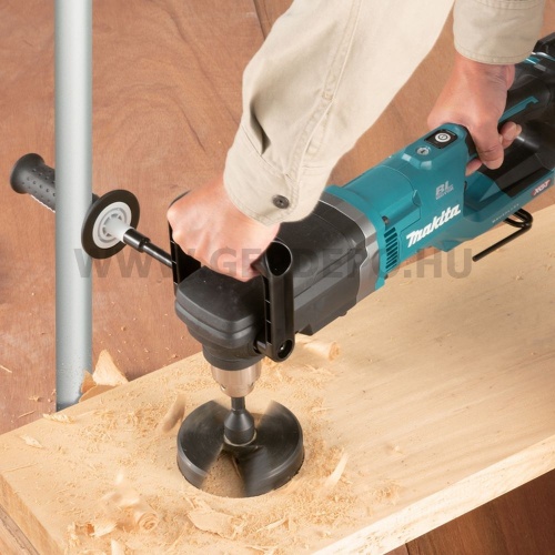 Makita DA001GZ akkus sarokfúró géptest 40V max XGT BL ADT