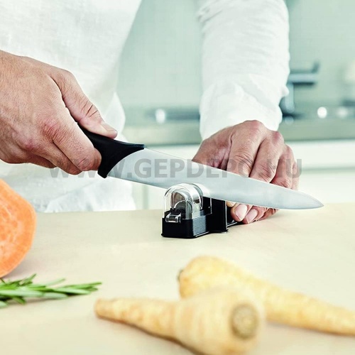 Fiskars késélező,fekete Essential Roll-Sharp
