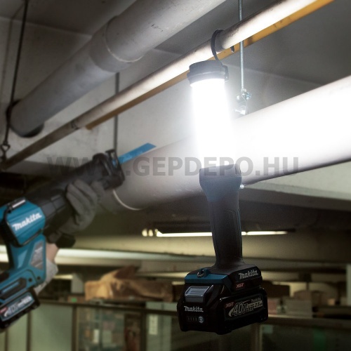 Makita ML002G 40Vmax XGT Li-ion akkus fénycsöves lámpatest 710 lumen