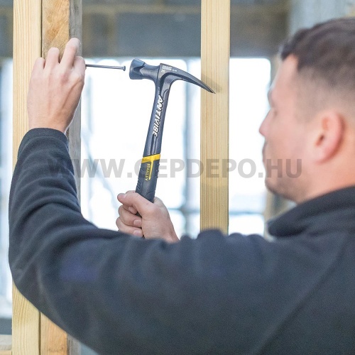 Stanley FatMax vibrációcsökkentett kalapács íves fejjel 567 g
