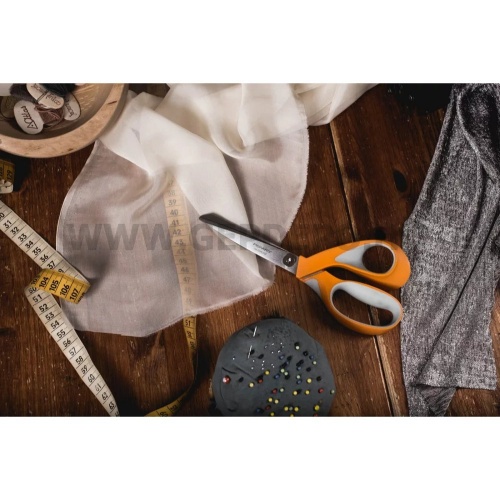 Fiskars RazorEdge Softgrip olló, 21 cm