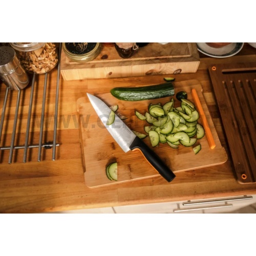 Fiskars Functional Form nagyméretű szakácskés