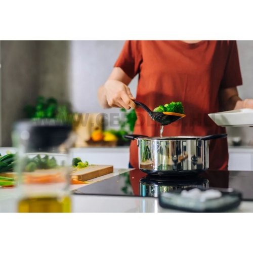 Fiskars Functional Form lábas, 5 L, rozsdamentes acél