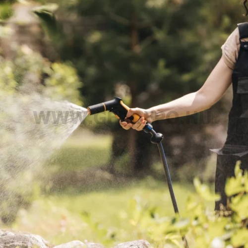Fiskars Comfort locsolópisztoly, állítható, markolatvezérlésű