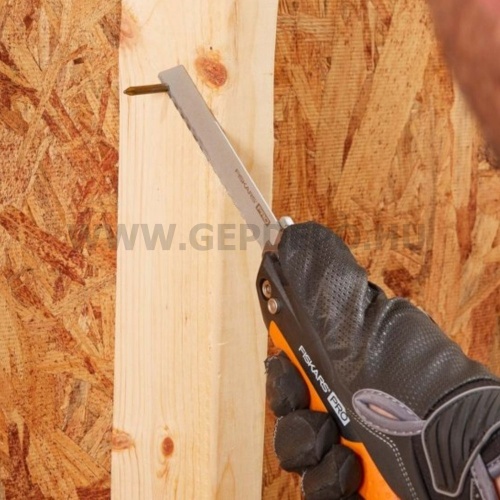 Fiskars Compact összecsukható fűrész, 2 pengével