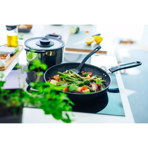 Fiskars Essential spatula