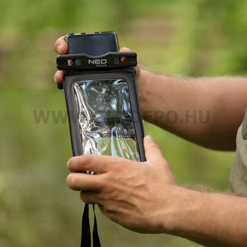 Neo Outdoor vízálló tok IPX8 vízállóság 6,2" képátló, nyakpánttal