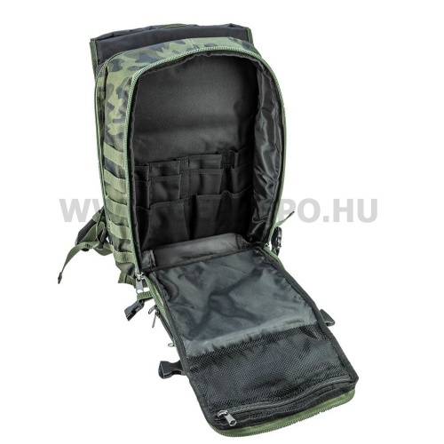 Neo Outdoor terepszínű  30 literes taktikai túra hátizsák, 600D poliészterből