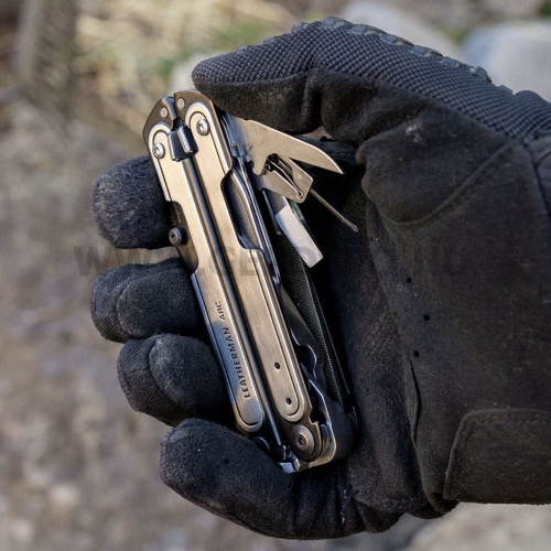 Leatherman FREE ARC multiszerszám