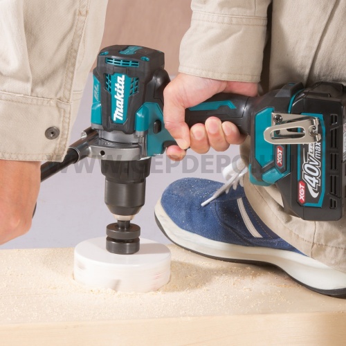 Makita DF001GZ akkus fúró-csavarbehajtó géptest 40V MAX XGT