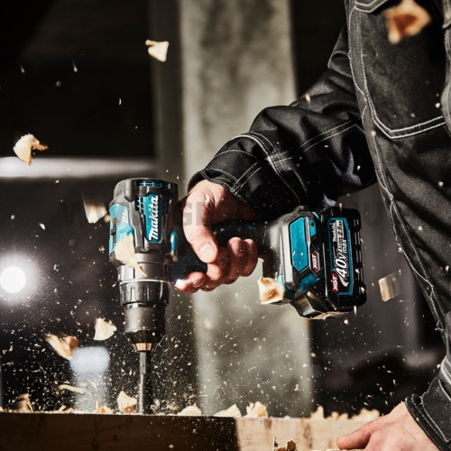 Makita DF001GM201 akkus fúró-csavarbehajtó MakPac kofferban 40V max XGT BL XPT AFT