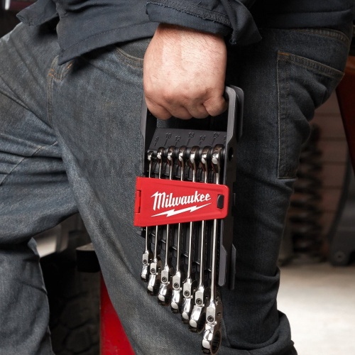 Milwaukee 7 részes csuklós fejű racsnis csillag-villáskulcs készlet, metrikus