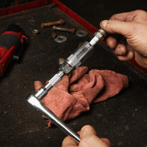 Milwaukee 3/8" Gyertyakulcs, 18 mm