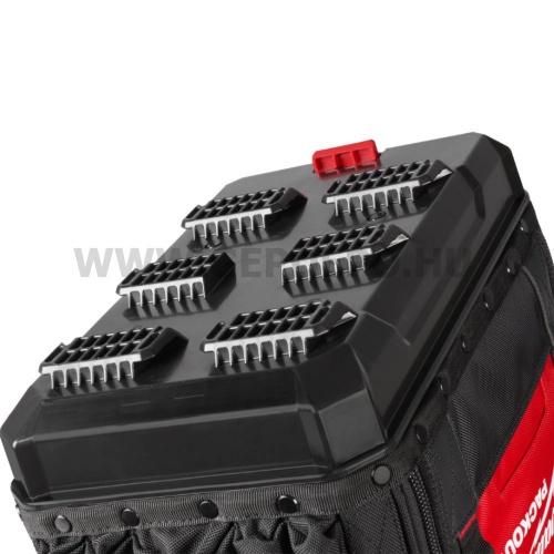 Milwaukee PACKOUT™ zárt szerszámtáska - 38 cm