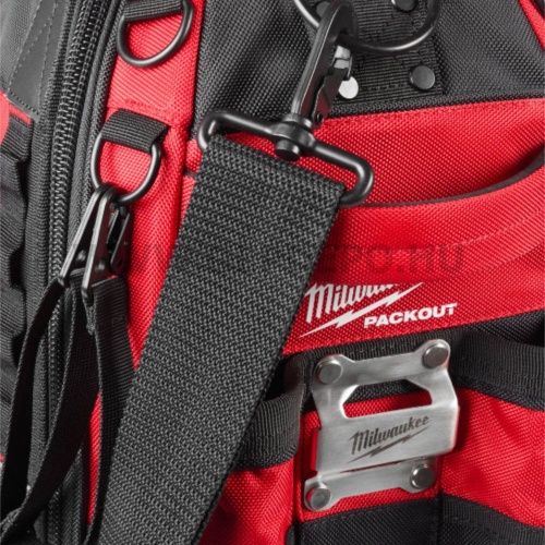Milwaukee PACKOUT™ zárt szerszámtáska - 38 cm