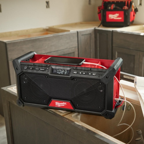 Milwaukee M18 RADDAB+G2-0 akkus munkahelyi rádió géptest