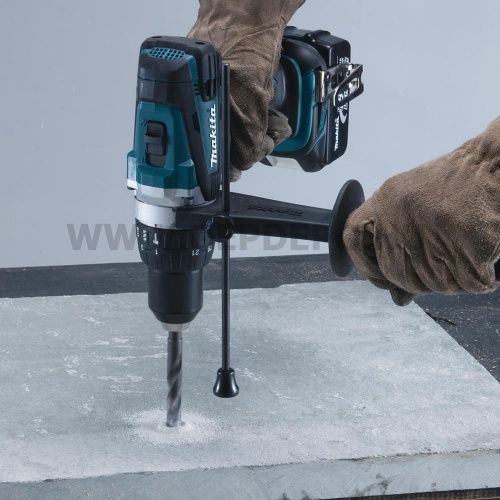 Makita DLX6046 akkus szett 18V LXT DGA452+DHP458+DJR186+DSS610+ DTD152+DML802+3xBL1830B+DC18RC táska