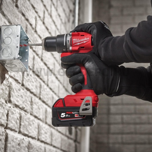 Milwaukee BLDDRC-502C M18 kompakt fúró-csavarbehajtó