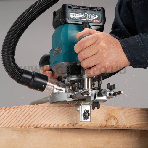 Makita RP001GZ akkumulátoros felsőmaró géptest 40V max XGT BL AWS XPT