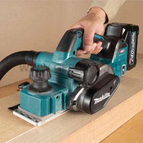 Makita KP001GM202 akkus gyalu XGT 40V max BL AWS XPT