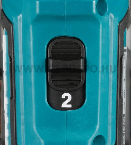 Makita DF333DSAE fúró-csavarbehajtó 10,8V-12V Max CXT 2,0 Ah