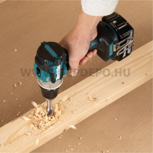 Makita DDF489Z fúró-csavarbehajtó géptest 18V LXT BL XPT