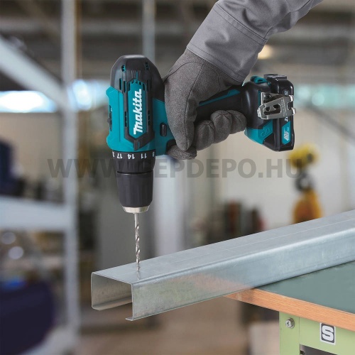 Makita HP333DSAE Ütvefúró-csavarbehajtó 10,8V-12V Max CXT 2,0 Ah