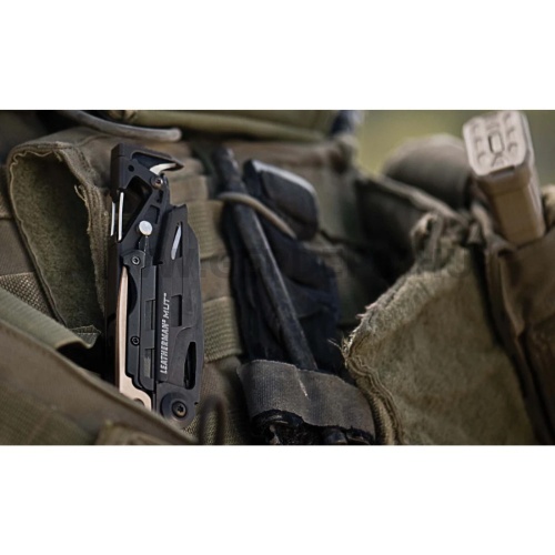 Leatherman MUT multiszerszám feket Molle tokkal