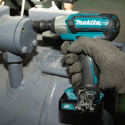 Makita TW141DZ ütvecsavarbehajtó géptest 10,8V-12V Max CXT