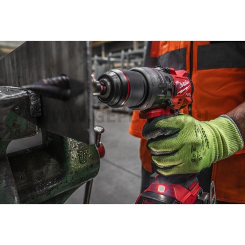 Milwaukee FPD3-0 M18 FUEL akkus ütvefúró-csavarozó géptest