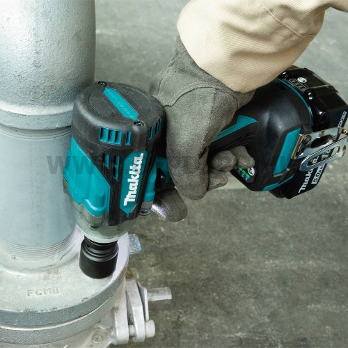 Makita DTW300ZJ akkus ütvecsavarozó 1/2 géptest MakPac kofferben 18V LXT BL XPT