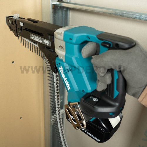 Makita DFR551RTJ táras akkus csavarbehajtó MakPac kofferben 18V LXT BL XPT