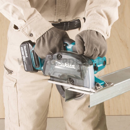 Makita DCS552Z fémvágó körfűrész géptest