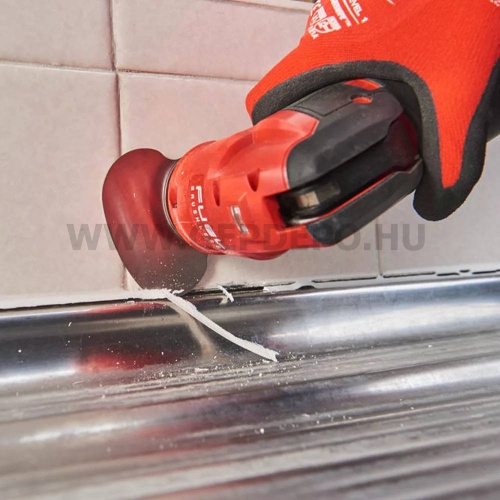 Milwaukee FMT-0 M12 akkus multigép géptest